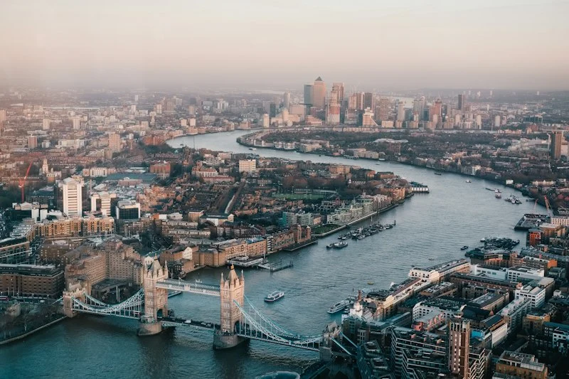 Big Ben and London skyline